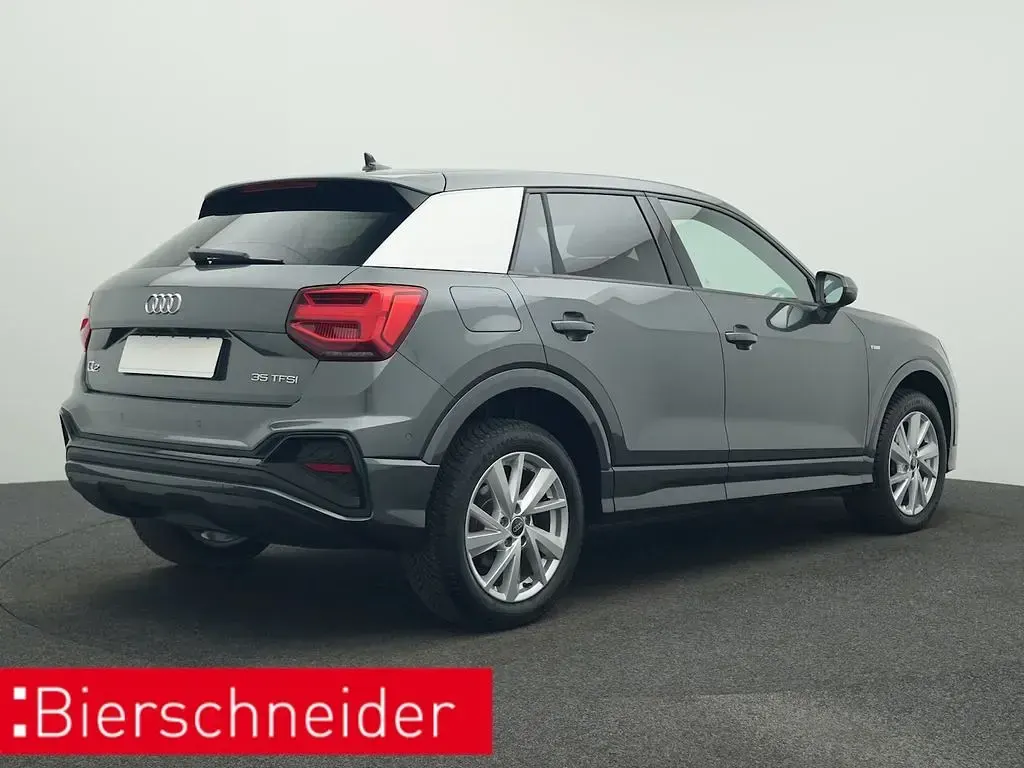 Gebraucht Audi Q2 S-Line 150 PS (110 kW) 2025 Grau SUV