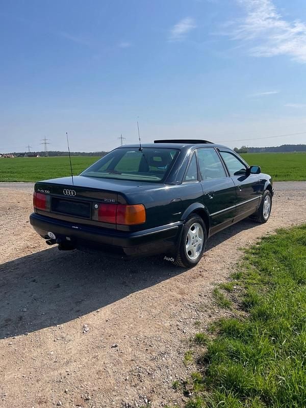 Gebraucht Audi 100 133 PS (97 kW) 1991 Blau Limousine