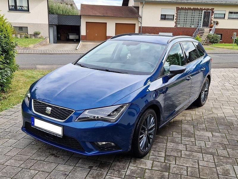Blau Gebraucht 2016 Seat Leon ST CONNECT Kombi | 11.400 € (Guter Preis) - Bild 1/4