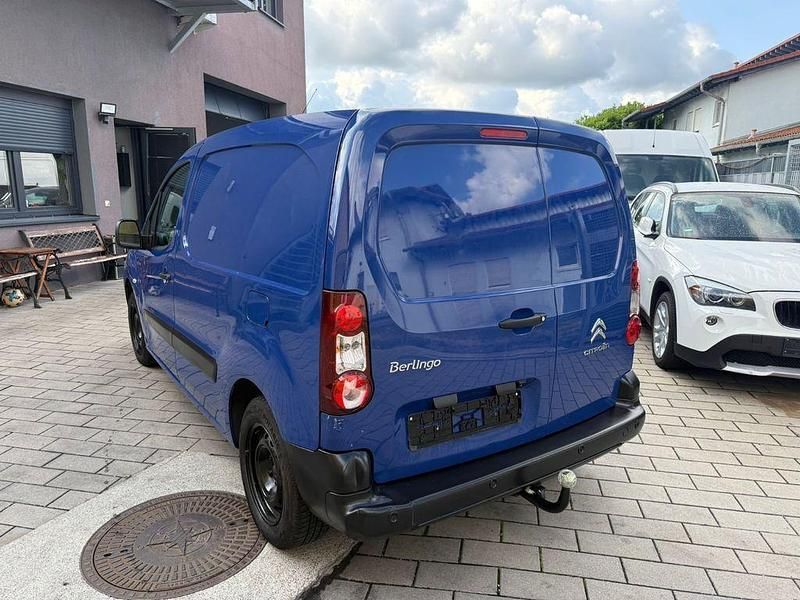 Gebraucht Citroën Berlingo 75 PS (55 kW) 2018 Blau Van / Kleinbus