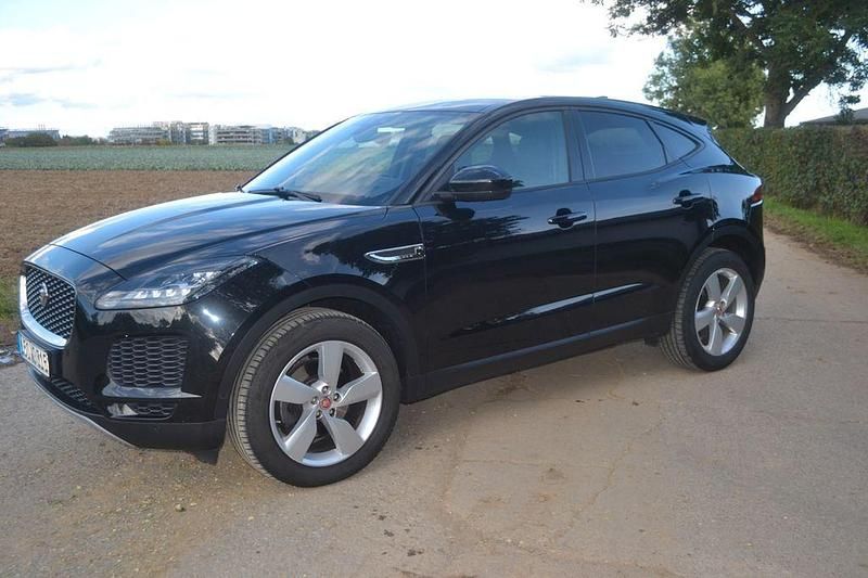 Schwarz Gebraucht 2018 Jaguar E-Pace S SUV | 18.900 € (Fairer Preis) - Bild 1/4