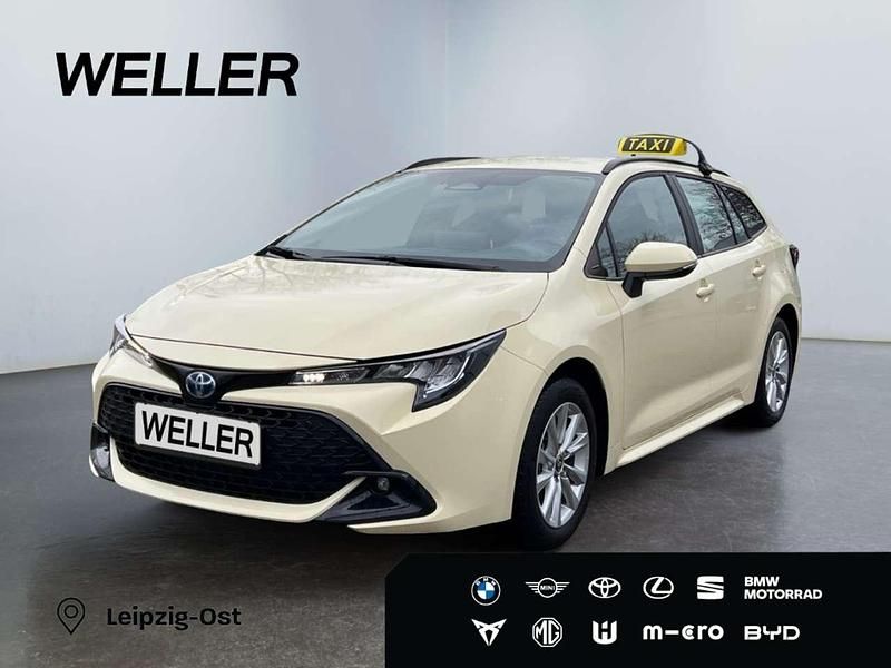 Weiss Gebraucht 2024 Toyota Corolla Business Edition Kombi | 31.990 € (Fairer Preis) - Bild 1/3