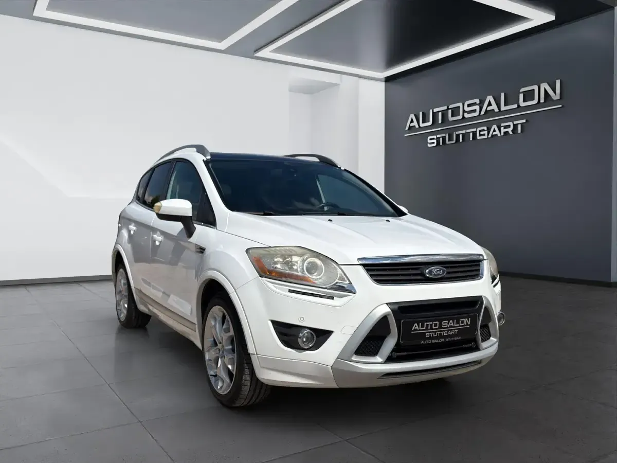 Gebraucht Ford Kuga Titanium 163 PS (119 kW) 2011 Weiß SUV