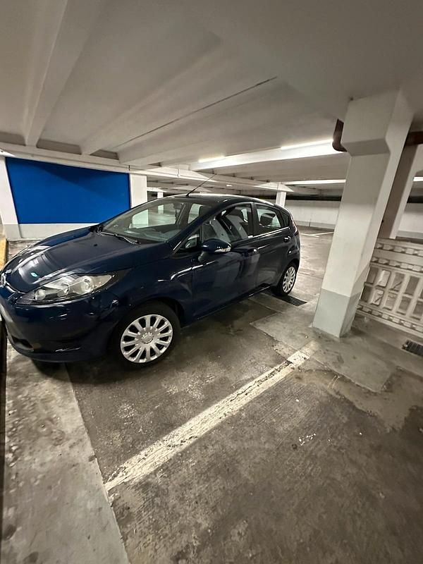 Gebraucht Ford Fiesta 82 PS (60 kW) 2009 Andere farben Kleinwagen