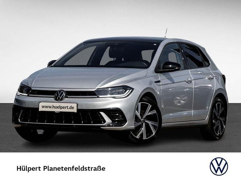 Reflexsilber metallic schwarz Gebraucht 2024 VW Polo R-line Kleinwagen | 26.270 € (Etwas zu teuer) - Bild 1/4