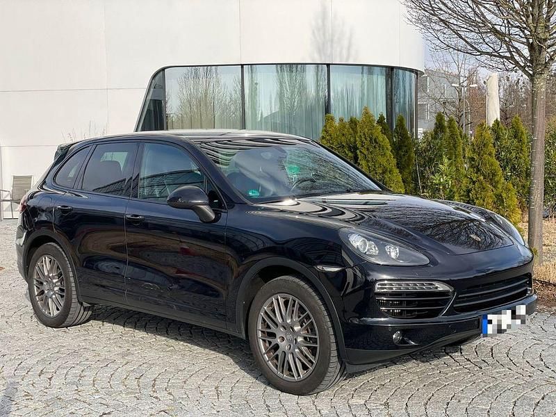 Gebraucht Porsche Cayenne 245 PS (180 kW) 2011 Schwarz SUV