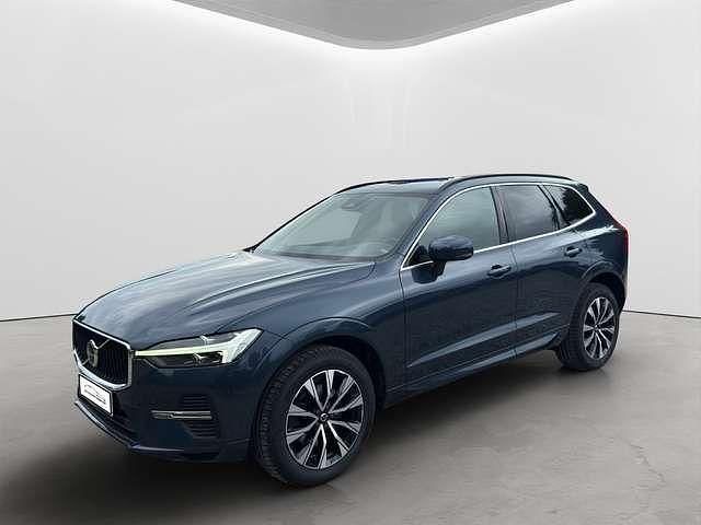 Gebraucht Volvo XC60 Core 197 PS (144 kW) 2022 SUV
