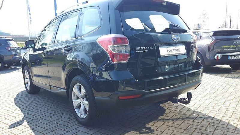 Gebraucht Subaru Forester Exclusive+ 147 PS (108 kW) 2013 Schwarz SUV