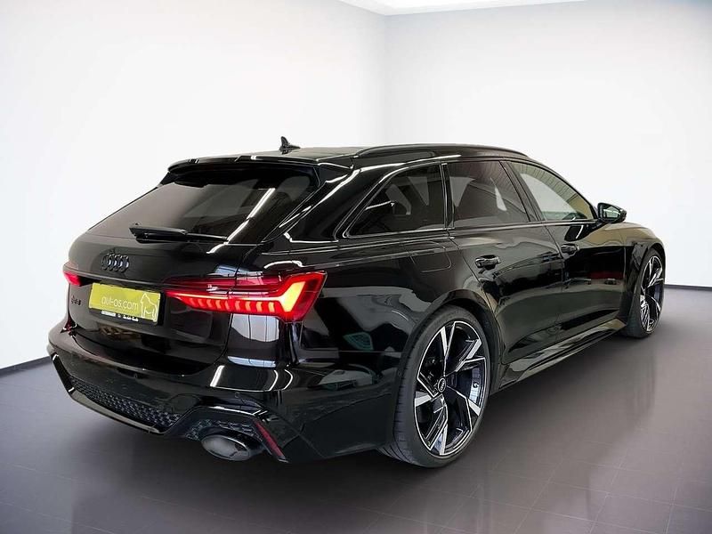 Gebraucht Audi RS6 Ambiente 600 PS (441 kW) 2023 Mythosschwarz metallic Kombi