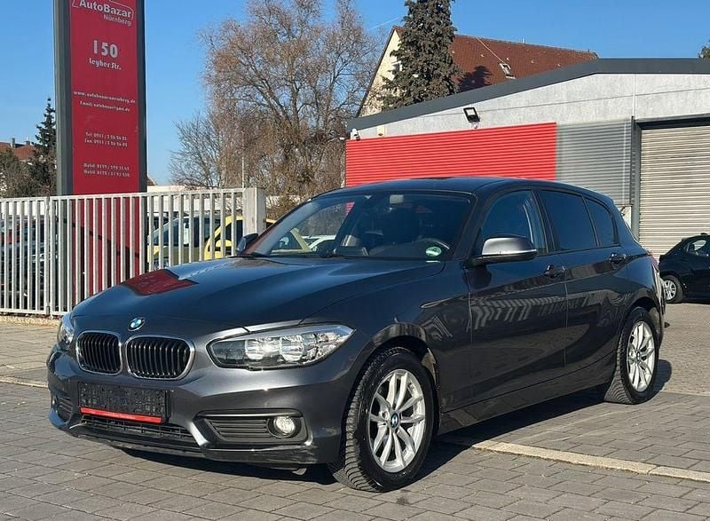 Grau Gebraucht 2018 BMW 116 Advantage Kleinwagen | 9.990 € (Guter Preis) - Bild 1/4