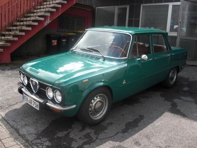 Grün Gebraucht 1975 Alfa Romeo Giulia Limousine | 16.999 € - Bild 1/4
