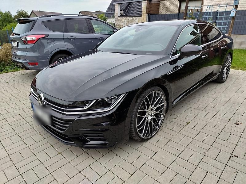 Gebraucht VW Arteon R-line 190 PS (139 kW) 2019 Schwarz Kleinwagen