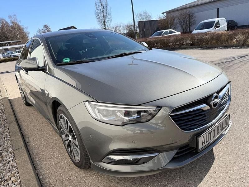 Gebraucht Opel Insignia Dynamic 165 PS (121 kW) 2017 Grau Limousine