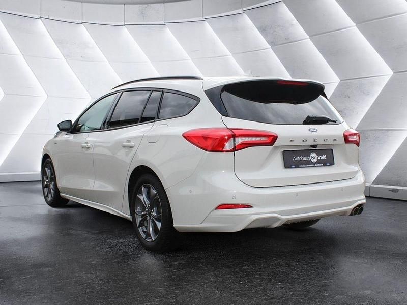 Gebraucht Ford Focus ST-Line X 155 PS (114 kW) 2021 Weiß Limousine