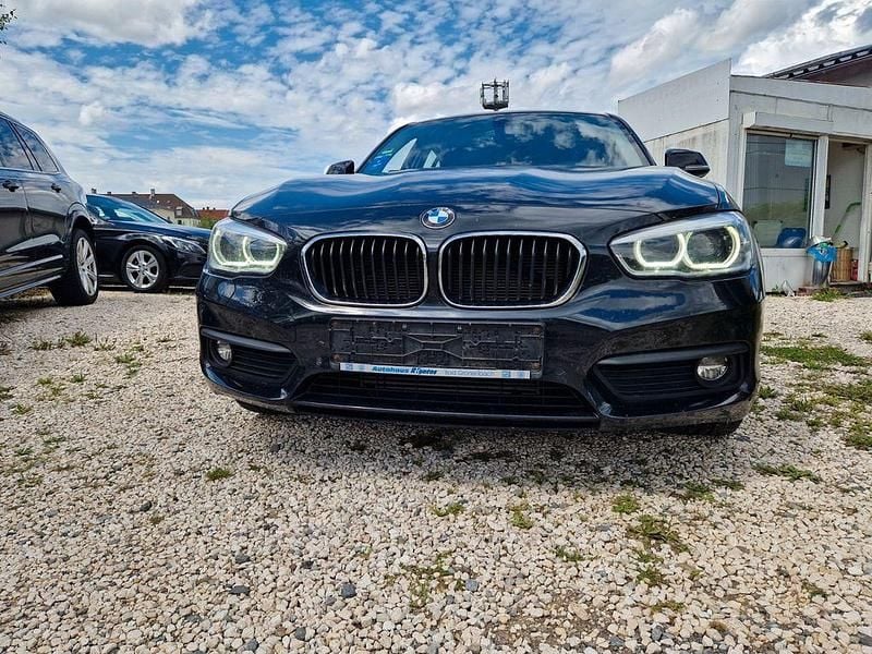 Schwarz Gebraucht 2018 BMW 116 Advantage Kleinwagen | 6.850 € - Bild 1/4