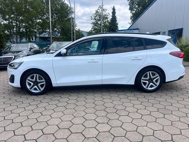 Gebraucht Ford Focus Cool & Connect 120 PS (88 kW) 2022 Weiß Kombi