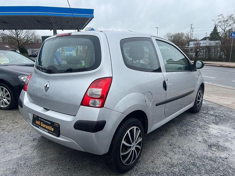 Second-hand Renault Twingo Expression 58 CP (42 kW) 2008 Gri Hatchback