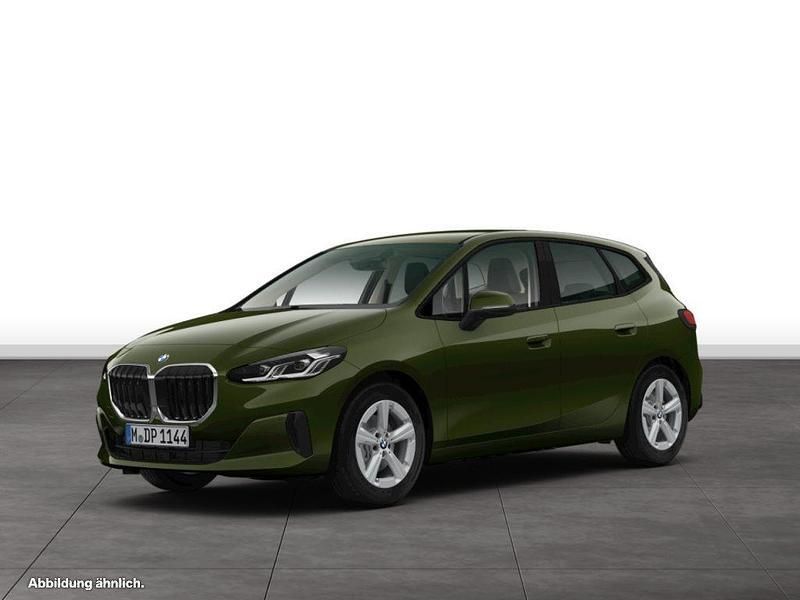 Grün Gebraucht 2024 BMW 216 Active Tourer Van / Kleinbus | 31.932 € (Teuer) - Bild 1/2