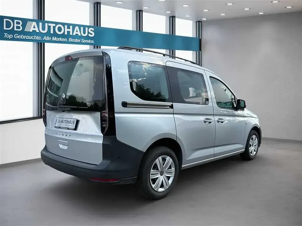 Gebraucht VW Caddy 114 PS (83 kW) 2024 Silber Van / Kleinbus
