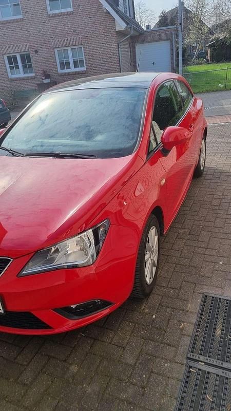 Gebraucht Seat Ibiza Reference 69 PS (50 kW) 2014 Rot Kleinwagen
