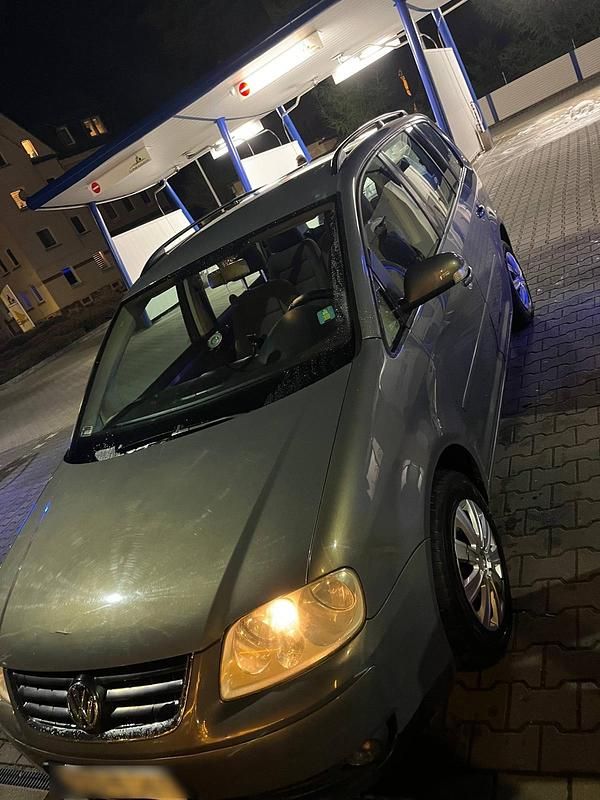 Gebraucht VW Touran 100 PS (73 kW) 2004 Grau Van / Kleinbus