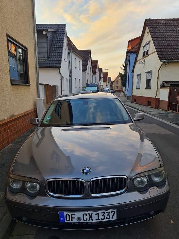Gebraucht BMW 730 218 PS (160 kW) 2005 Grau Limousine