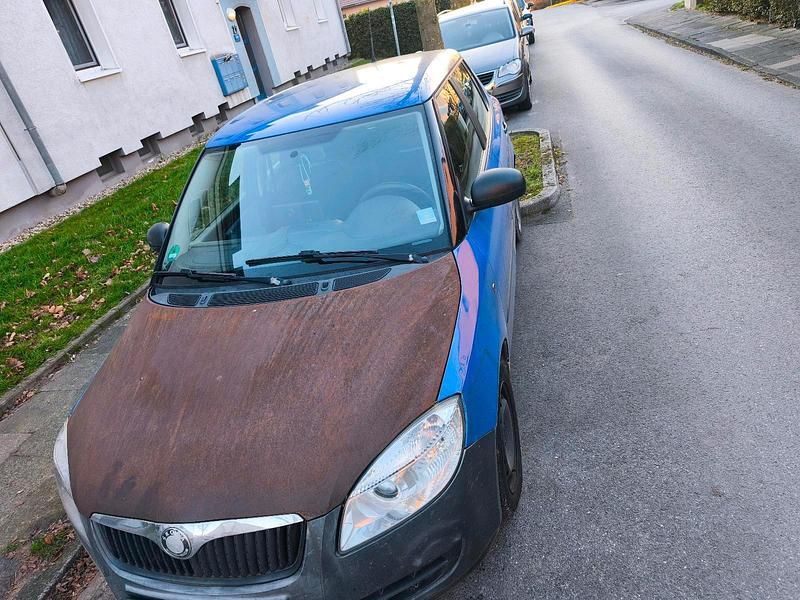 Blau Gebraucht 2009 Skoda Fabia Kleinwagen | 449 € (Superpreis) - Bild 1/4