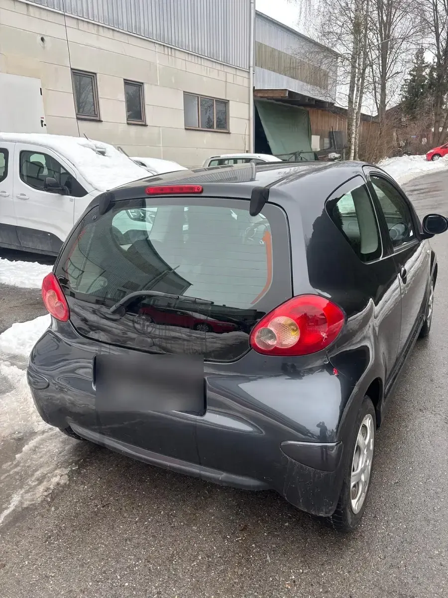 Gebraucht Toyota Aygo 55 PS (40 kW) 2006 Grau Kleinwagen