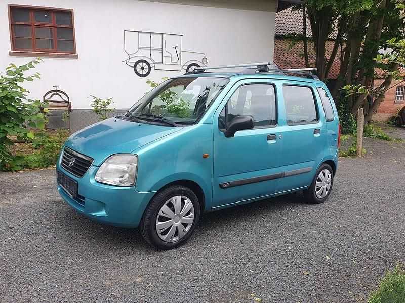 Grün Gebraucht 2001 Suzuki Wagon R+ GL Kombi | 1.888 € (Etwas zu teuer) - Bild 1/4