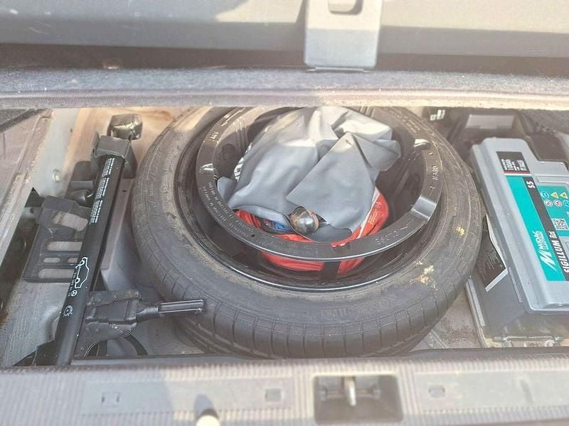 Gebraucht Mercedes CLK230 Elegance 197 PS (144 kW) 2003 Silber Cabrio