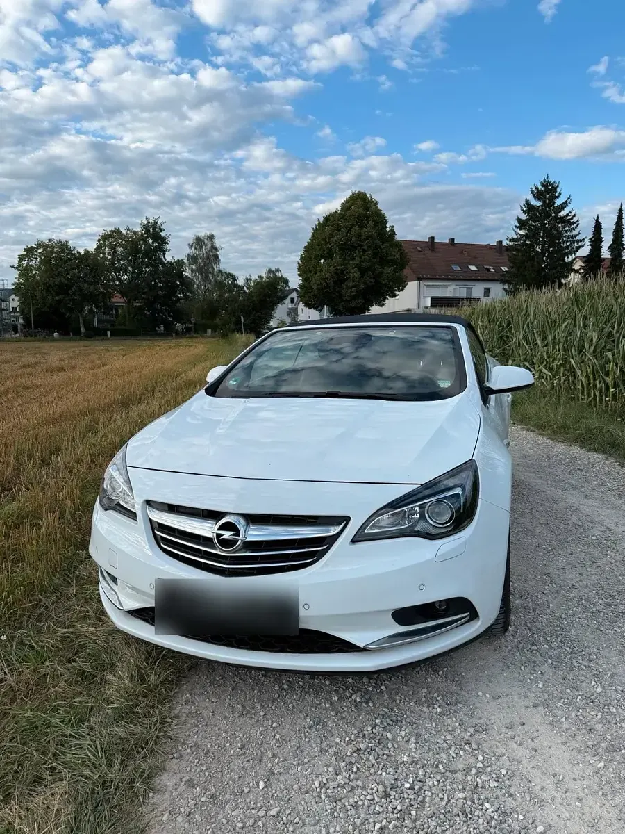 Gebraucht Opel Cascada 170 PS (125 kW) 2015 Weiß Cabrio