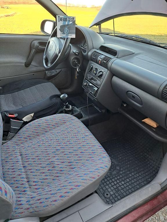 Gebraucht Opel Corsa Slam 60 PS (44 kW) 1996 Rot Kleinwagen