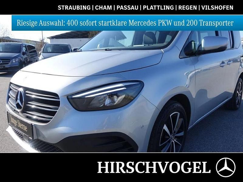 Helvinsilber metallic Gebraucht 2024 Mercedes T180 Progressive Van / Kleinbus | 27.900 € (Fairer Preis) - Bild 1/4