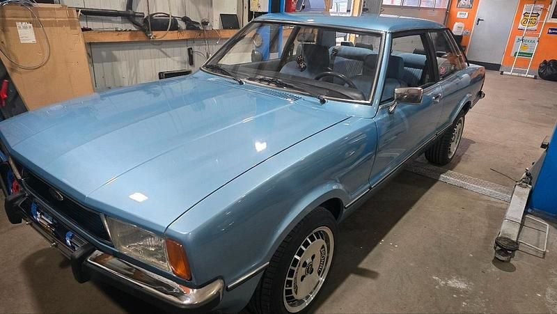 Blau Gebraucht 1980 Ford Taunus Limousine | 11.900 € - Bild 1/4