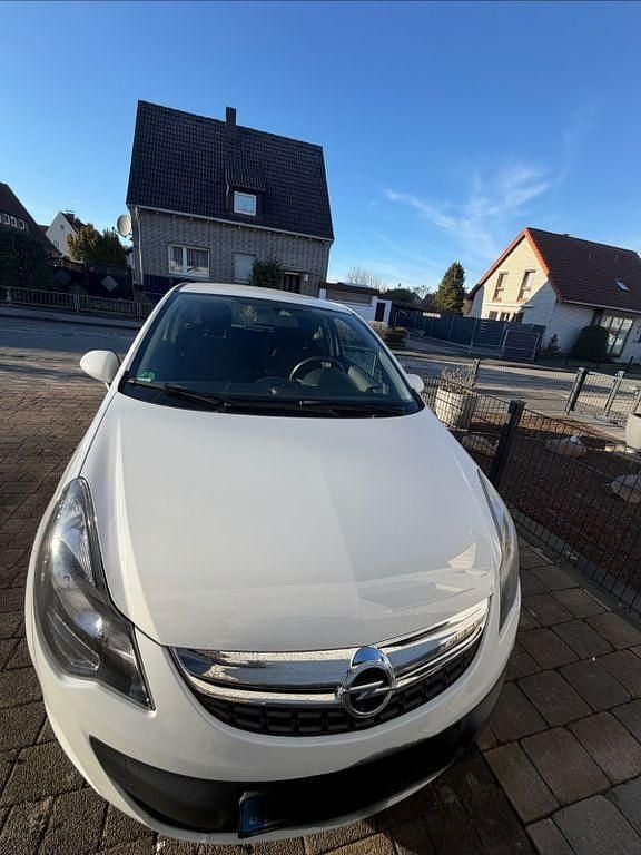 Gebraucht Opel Corsa Selection 69 PS (50 kW) 2014 Weiß Kleinwagen
