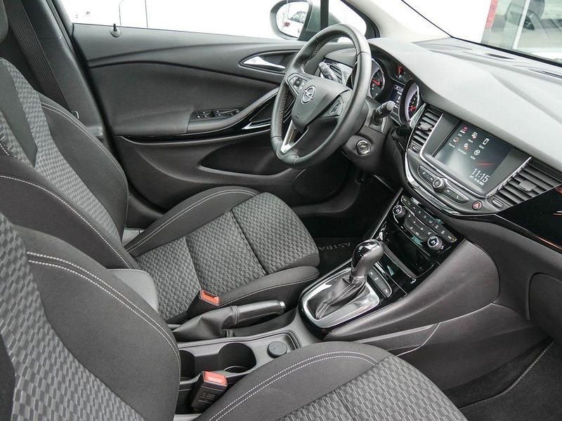 Gebraucht Opel Astra Dynamic 150 PS (110 kW) 2017 Grau Limousine