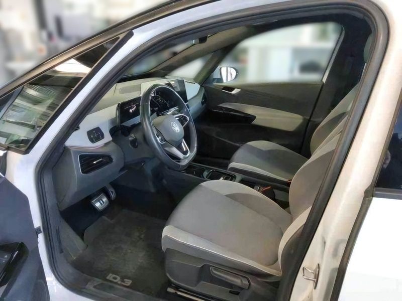 Gebraucht VW ID.3 Pro Performance 150 kW (204 PS) 2021 Weiß Kleinwagen