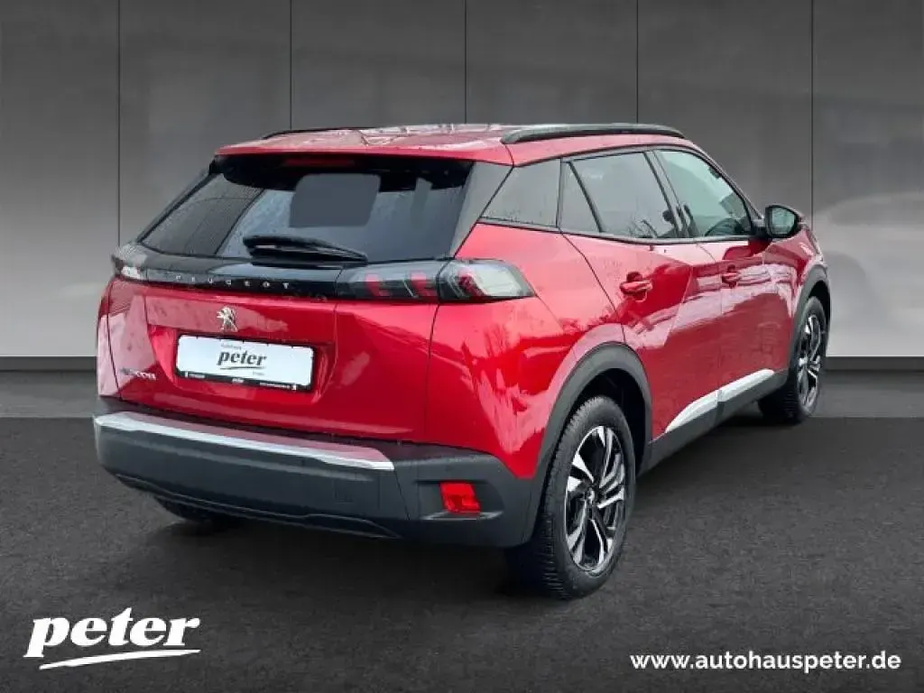 Second-hand Peugeot e-2008 Allure 100 kW (136 CP) 2021 Roșu SUV