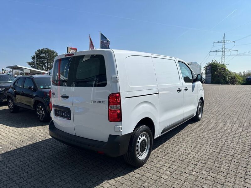 Neu Toyota Proace 144 PS (105 kW) 2025 Weiß Van / Kleinbus