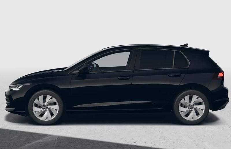 Neu VW Golf VIII 150 PS (110 kW) 2026 Grenadilla black metallic Limousine