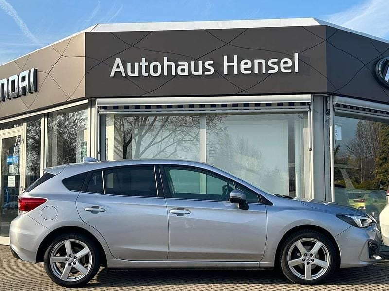 Gebraucht Subaru Impreza Comfort 156 PS (114 kW) 2019 Ice silver Limousine