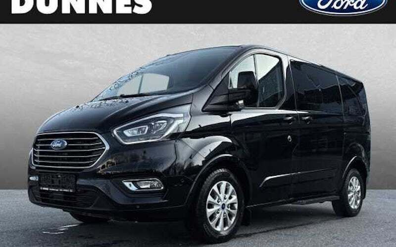 Schwarz Gebraucht 2023 Ford Tourneo Titanium X Kombi | 47.600 € (Fairer Preis) - Bild 1/4