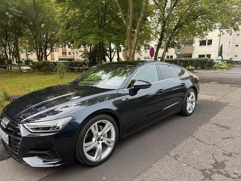 Blau Gebraucht 2023 Audi A7 Limousine | 44.900 € (Fairer Preis) - Bild 1/4