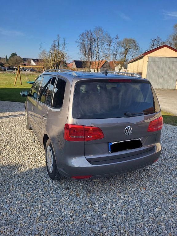 Gebraucht VW Touran Highline 105 PS (77 kW) 2011 Grau Van / Kleinbus