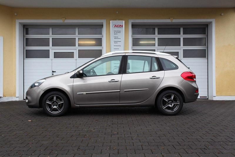 Gebraucht Renault Clio GrandTour Dynamique 101 PS (74 kW) 2011 Grau Kombi