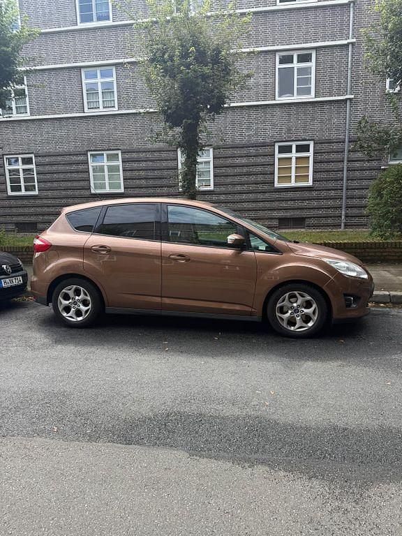 Braun Gebraucht 2013 Ford C-MAX Van / Kleinbus | 2.500 € - Bild 1/4