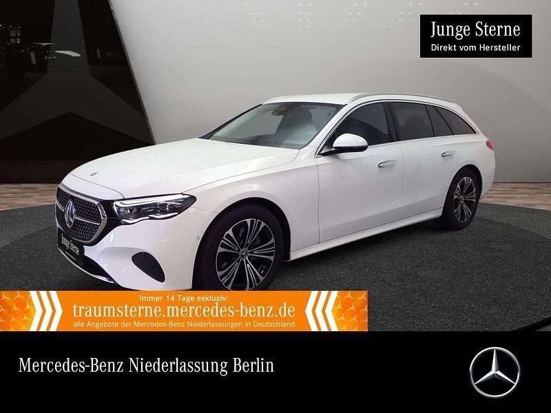 Weiß Gebraucht 2024 Mercedes E200 Avantgarde Limousine | 44.990 € (Guter Preis) - Bild 1/3