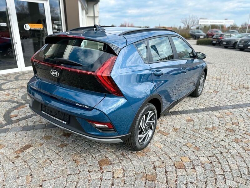 Gebraucht Hyundai Bayon Trend 101 PS (74 kW) 2025 Blau SUV