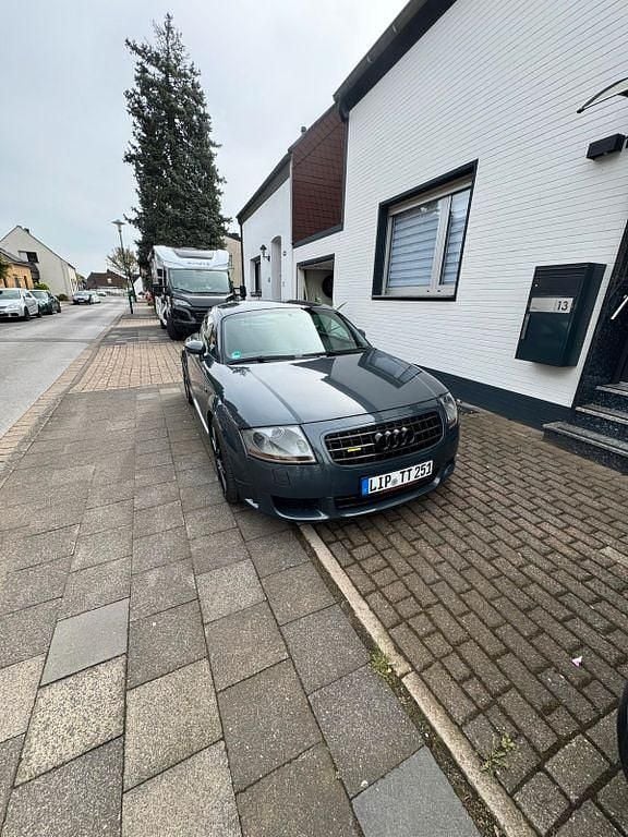 Gebraucht Audi TT Sport 250 PS (183 kW) 2005 Grau Coupé