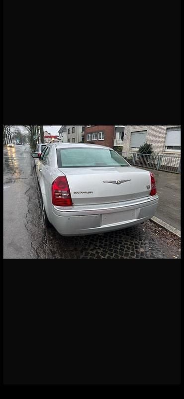 Gebraucht Chrysler 300C 179 PS (131 kW) 2005 Silber Limousine